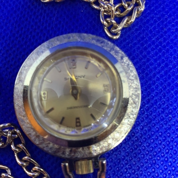 Vintage Saxony mechanical ladies pendant watch main image 4